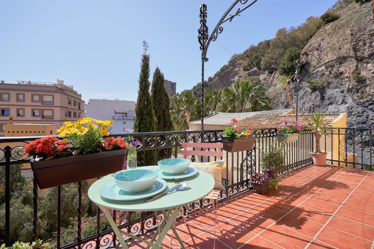 Villa Rosita Suites En Playa De La Malagueta Con Terraza Малага Экстерьер фото